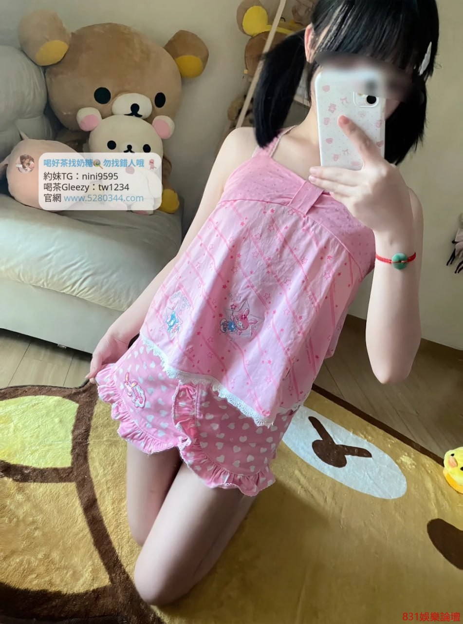 蘿莉 (1).jpg