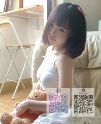 Gleezy搜：xj6669 那種純真又帶著一點小心機的可愛感 簡直讓人無法抗拒 身材嬌小