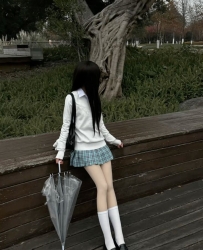 +TG/Gleezy：fb0304小米 160 47 Ccup 20歲 鄰家女孩臉蛋 聲音超甜 個性撒嬌又黏人