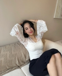 優質外約服務瀨tv8833或電報@av0988 氣質優雅姊姊，舉止高貴大方，談吐知性溫柔