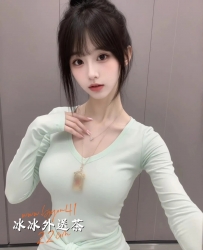 賴fb750 校花兼外拍 勻稱身材高挑性感正妹 皮膚白皙 身材火辣性感 很溫柔超有情人的感
