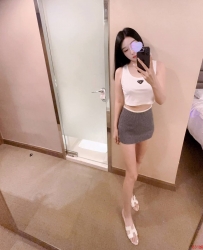 瀨：tv8833或Telegram： av0988 骨感氣質正妹 本人超溫柔 美腿足交自帶黑絲