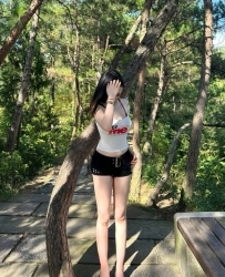 Gleezy：k66099雲朵 165cm 48kg E 24歲挑逗你的敏感地帶 泡泡浴 下面緊實 喜歡喇舌 品