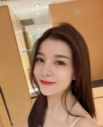 約妹請加Gleezy：av0988 火辣正妹，甜美笑容＋開朗撩人  挑逗功力一流