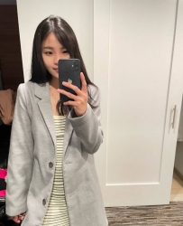 Gleezy：av0988 肖燕 160.45.B+.23歲  甜美風 溫柔風 請看過來   此妹輕聲細語 溫柔