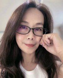 外約早市阿姨Gleezy：av0988 白天賣菜，晚上賣身…你敢來嚐鮮嗎？