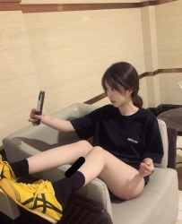 賴b80066 錦希 160cm 清純的臉蛋 嬌小的身軀絕對初戀女友fu