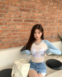 TG搜av0988 軟萌小奶兔，聲音奶奶的 無套吹 · 親親抱抱 · 黏人依偎