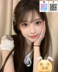 Gleezy搜：xj6669 小小一隻卻前凸後翹 笑起來特別甜 聊天沒距離感 服務超主動 直接撲