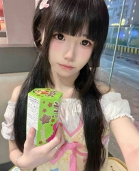 賴b80066  小紅 158 新人下海 青春氣質 全身無整 皮膚白嫩
