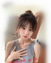 Gleezy：b69038嬌小可愛，笑容甜美讓人心動 C.20歲