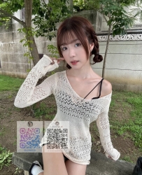 Gleezy搜：xj6669 嬌小身材加大C奶比例超好 屁股翹起很適合從後面插 屁股蛋蛋也是超級