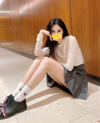 瀨：tv8833或Telegram： av0988 單身美女 一個人孤獨寂寞  服務不限制 懂情趣 不冷場