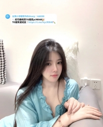 Gleezy號：k66099剛報班的美腿模特 肌膚白嫩 小巧玲瓏的身形 粉嫩一綫鮑魚
