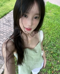 加賴b69037  皮皮  160 皮膚白 聲音甜美  臉蛋很清純