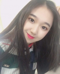 很敢自拍的高中生 [10P]