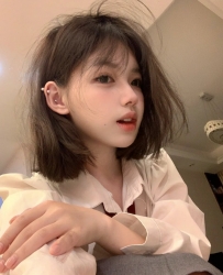 賴b80066  小美 有女友fu 適合玩火車便當  嬌嫩小穴 很緊實